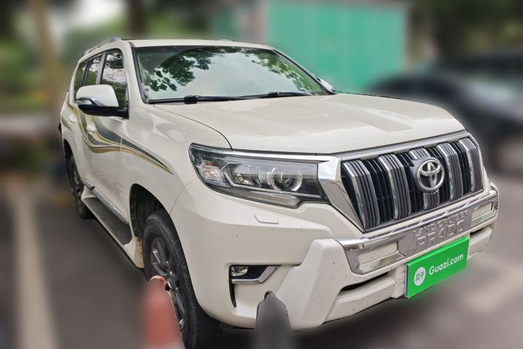 Used Toyota Prado 2019 2.7L TX-L Nine Air Systems External Mounting Sunroof – Middle East Front Right 45 Deg