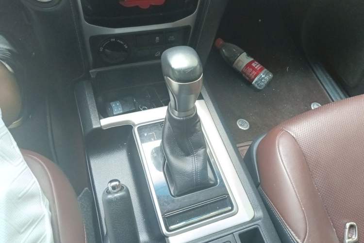 Used Toyota Prado 2019 3.5L Automatic TX-L Deluxe Edition with Rear-Mounted Spare Tire Gear Lever