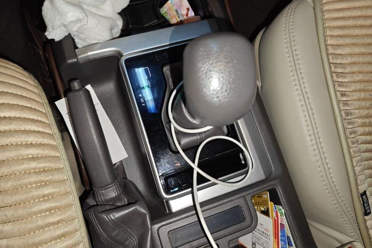 Used Toyota Prado 2019 2.7L TX-L U.S. Specification Gear Lever