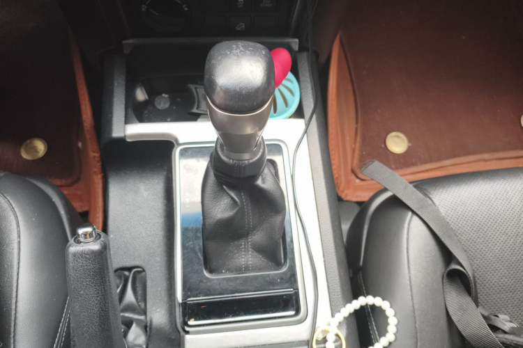 Used Toyota Prado 2019 3.5L Automatic TX-L Deluxe Edition Gear Lever