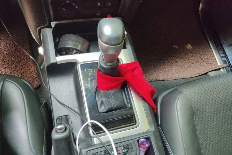Used Toyota Prado 2019 3.5L Automatic TX-L Deluxe Edition with Rear-Mounted Spare Tire Gear Lever