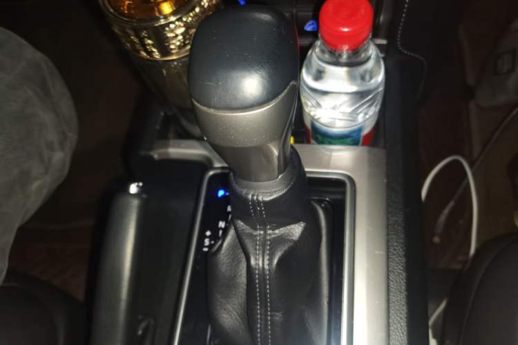 Used Toyota Prado 2019 3.5L Automatic TX-L Deluxe Edition with Rear-Mounted Spare Tire Gear Lever