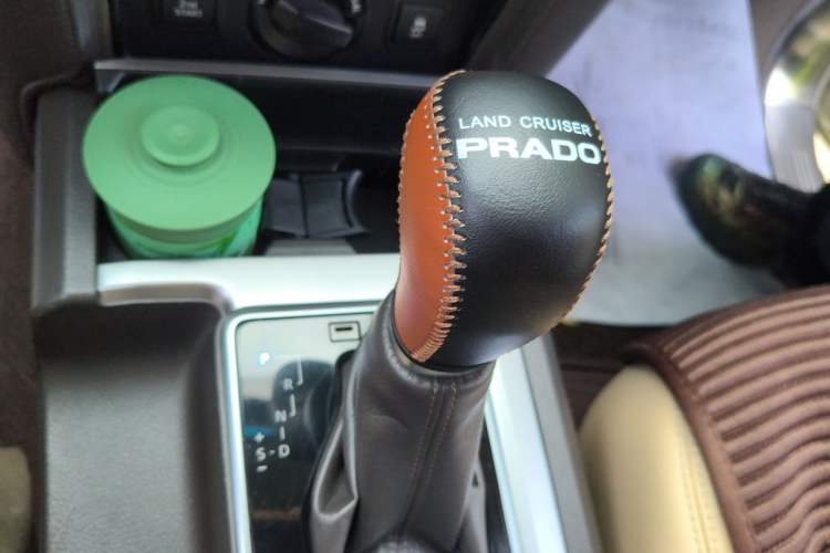 Used Toyota Prado  Gear Lever