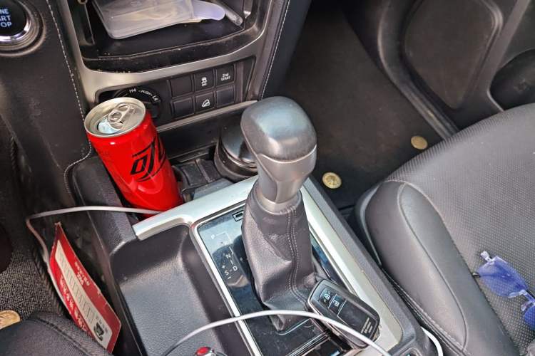 Used Toyota Prado 2019 3.5L Automatic TX-L Deluxe Edition with Rear-Mounted Spare Tire Gear Lever