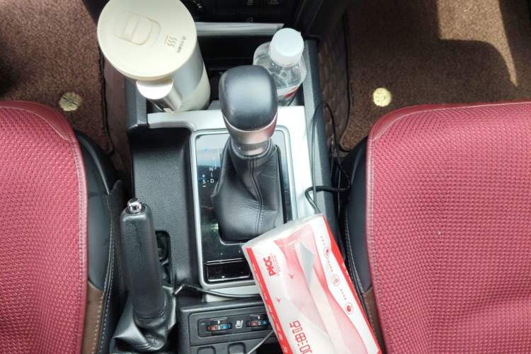 Used Toyota Prado 2019 3.5L Automatic TX-L Deluxe Edition with Rear-Mounted Spare Tire Gear Lever