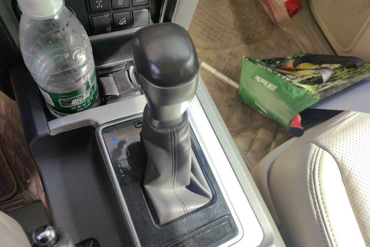 Used Toyota Prado  Gear Lever
