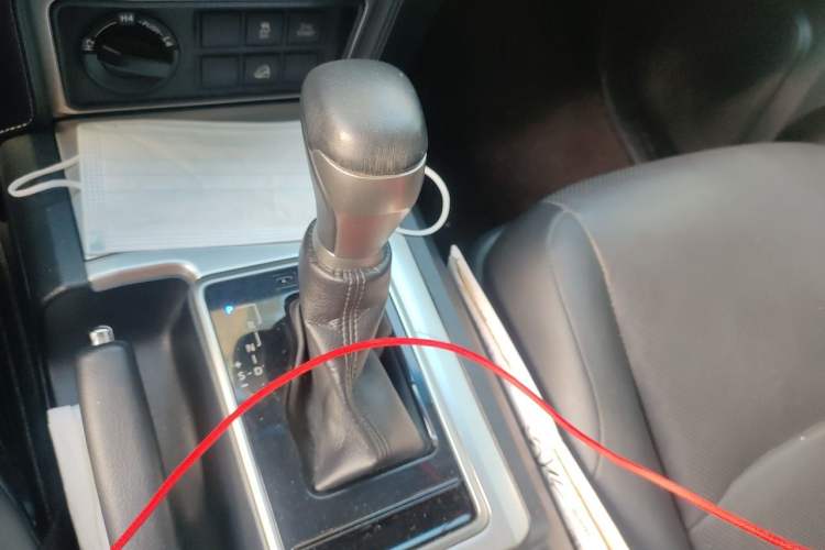 Used Toyota Prado 2019 3.5L Automatic TX-L Deluxe Edition with Rear-Mounted Spare Tire Gear Lever