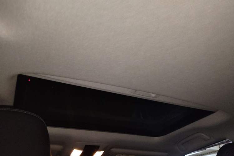 Used Toyota Prado 2019 3.5L Automatic TX-L Deluxe Edition with Rear-Mounted Spare Tire Headliner