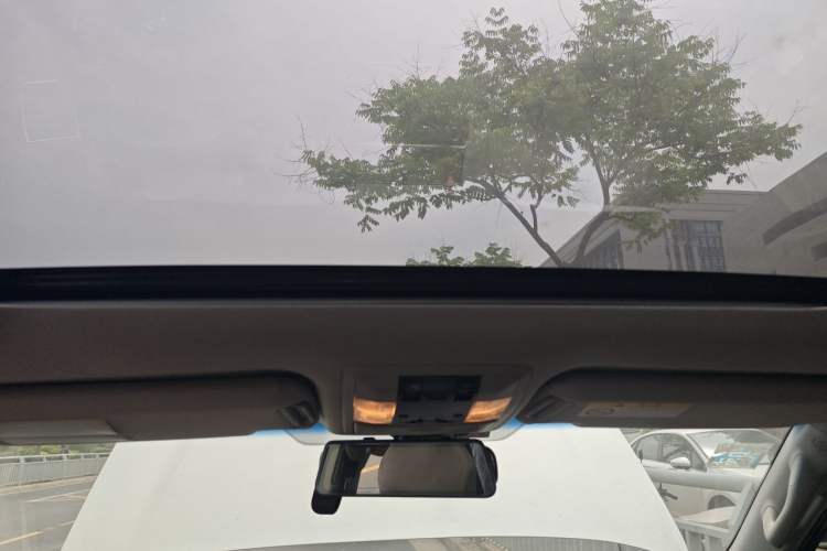 Used Toyota Prado 2019 3.5L Automatic TX-L Deluxe Edition with Rear-Mounted Spare Tire Headliner