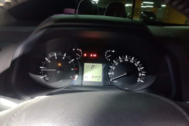 Used Toyota Prado 2019 4.0L TX-L Dual Fuel Sunroof 17-Inch Wheels Middle East Version Instrument Cluster