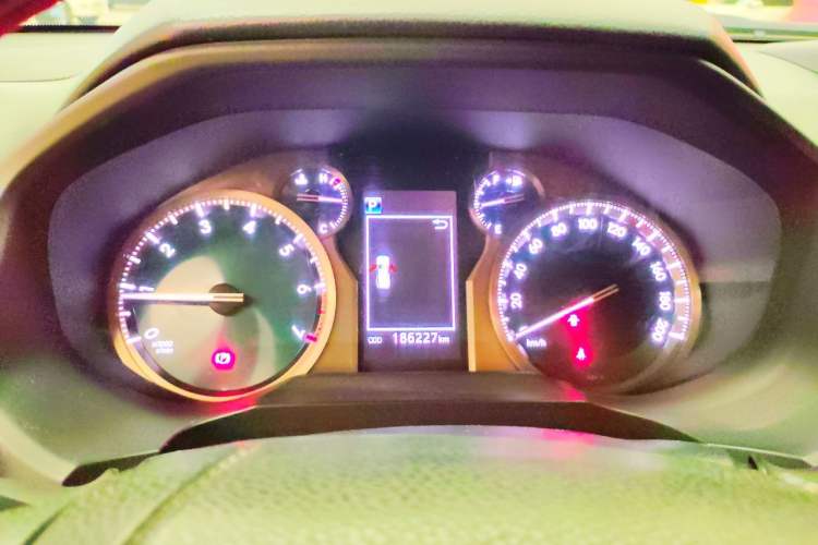 Used Toyota Prado 2019 3.5L Automatic TX-L Deluxe Edition with Rear-Mounted Spare Tire Instrument Cluster