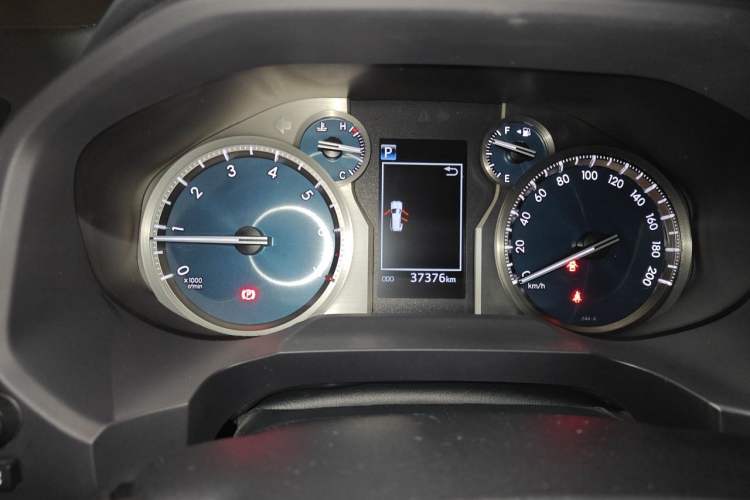 Used Toyota Prado 2019 3.5L Automatic TX-L Deluxe Edition with Rear-Mounted Spare Tire Instrument Cluster