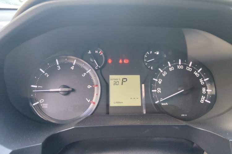 Used Toyota Prado  Instrument Cluster