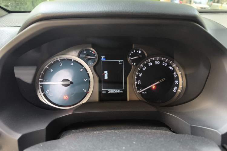 Used Toyota Prado 2019 3.5L Automatic TX-L Deluxe Edition with Rear-Mounted Spare Tire Instrument Cluster
