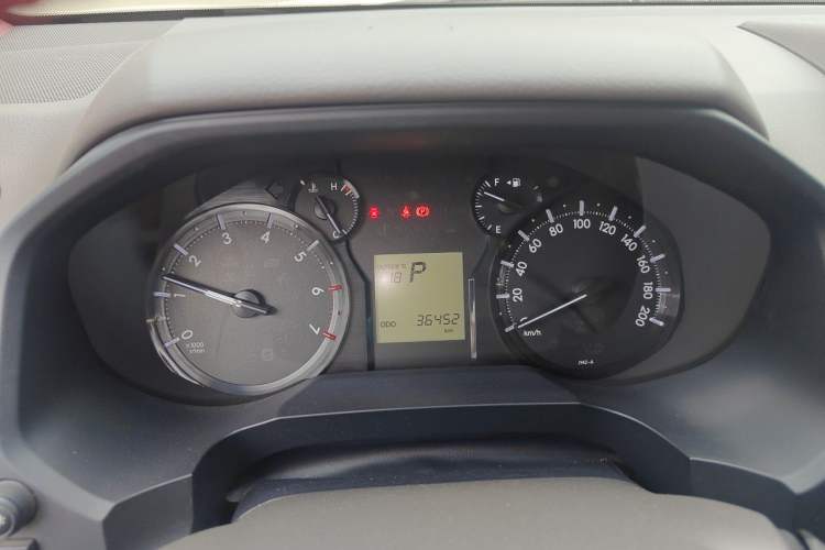 Used Toyota Prado  Instrument Cluster