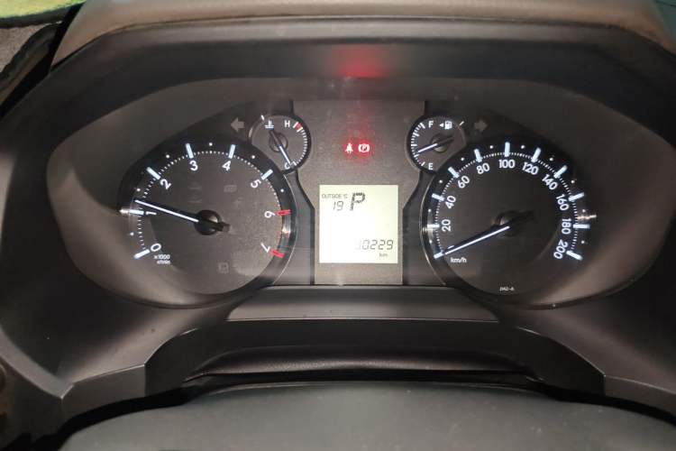 Used Toyota Prado 2019 4.0L GX-R Dubai Edition – Middle East Instrument Cluster