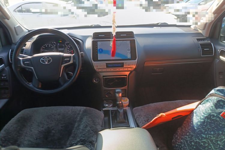 Used Toyota Prado 2019 3.5L Automatic TX-L Deluxe Edition Interior 2