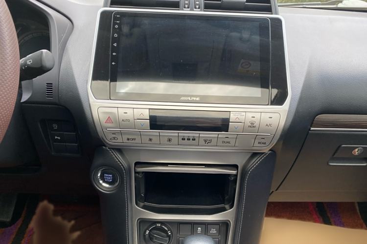 Used Toyota Prado 2019 3.5L Automatic TX-L Deluxe Edition Interior 4
