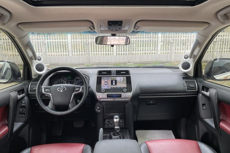 Used Toyota Prado 2019 3.5L Automatic TX-L Deluxe Edition with Rear-Mounted Spare Tire Interior 6