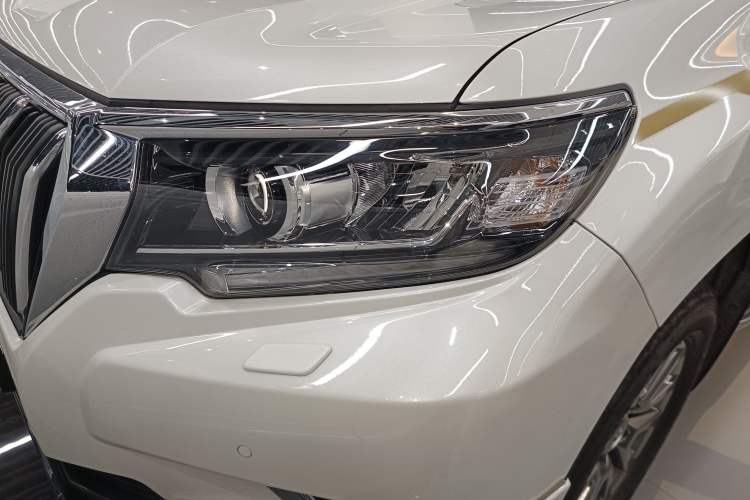 Used Toyota Prado 2019 3.5L Automatic TX-L Deluxe Edition with Rear-Mounted Spare Tire Left Front Headlight