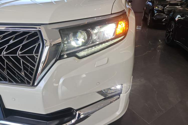 Used Toyota Prado 2019 3.5L Automatic TX-L Deluxe Edition with Rear-Mounted Spare Tire Left Front Headlight