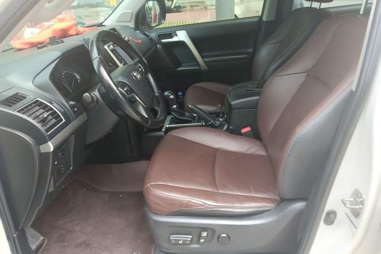Used Toyota Prado 2019 3.5L Automatic TX-L Deluxe Edition with Rear-Mounted Spare Tire Left Front Seat