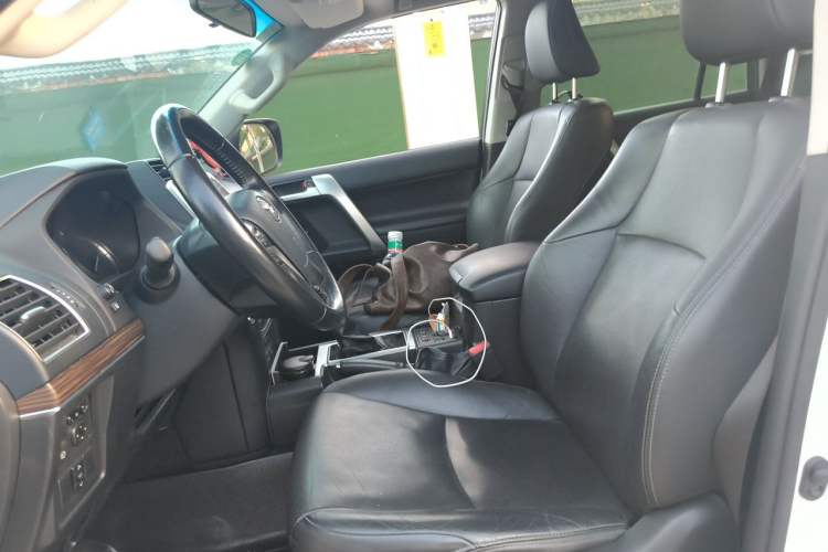 Used Toyota Prado 2019 3.5L Automatic TX-L Deluxe Edition Left Front Seat