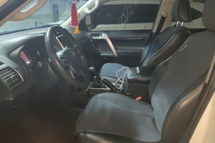 Used Toyota Prado 2019 3.5L Automatic TX-L Deluxe Edition with Rear-Mounted Spare Tire Left Front Seat