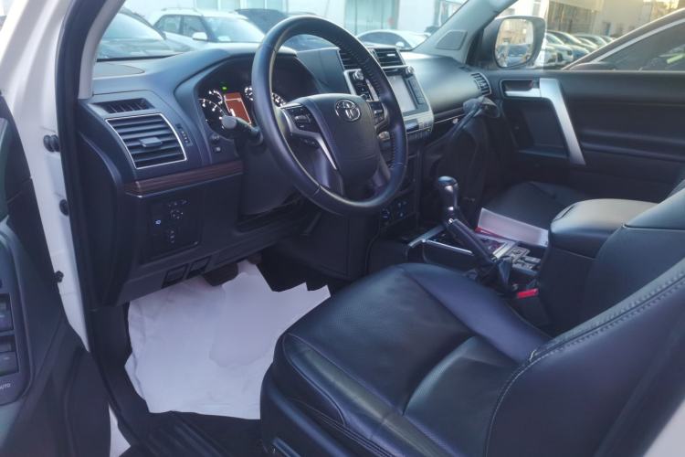 Used Toyota Prado 2019 3.5L Automatic TX-L Deluxe Edition Left Front Seat