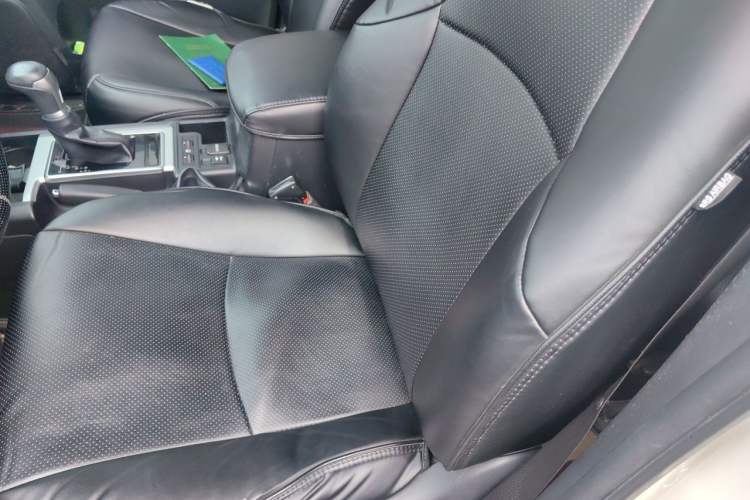 Used Toyota Prado 2019 3.5L Automatic TX-L Deluxe Edition with Rear-Mounted Spare Tire Left Front Seat