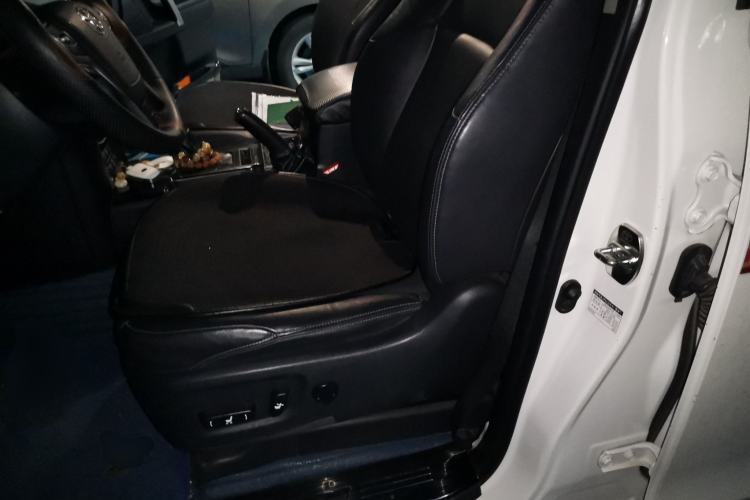 Used Toyota Prado 2019 3.5L Automatic TX-L Deluxe Edition with Rear-Mounted Spare Tire Left Front Seat