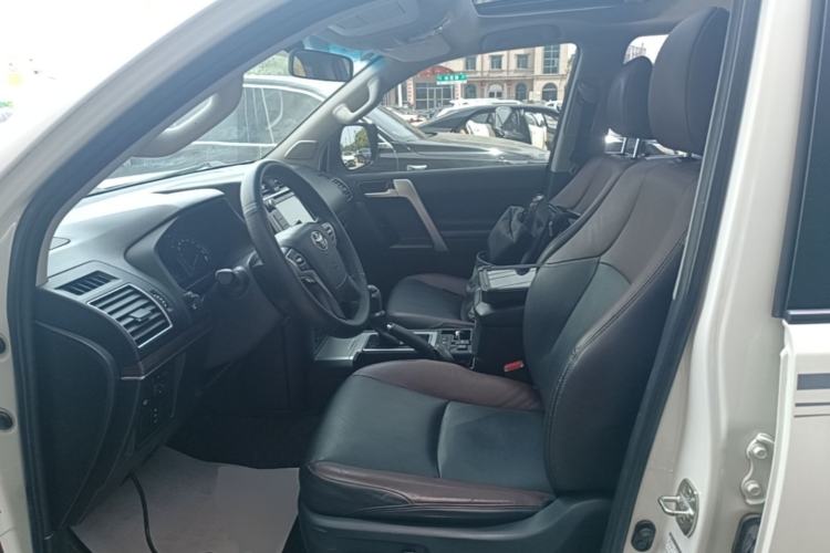 Used Toyota Prado 2019 3.5L Automatic TX-L Deluxe Edition with Rear-Mounted Spare Tire Left Front Seat