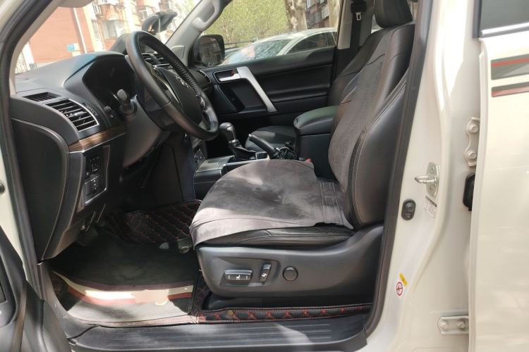 Used Toyota Prado 2019 3.5L Automatic TX-L Deluxe Edition with Rear-Mounted Spare Tire Left Front Seat