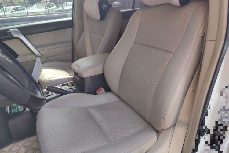 Used Toyota Prado  Left Front Seat