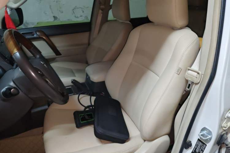 Used Toyota Prado 2019 4.0L GX-R Dubai Edition – Middle East Left Front Seat
