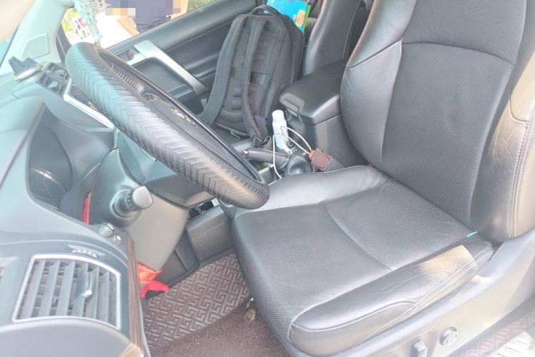 Used Toyota Prado 2019 3.5L Automatic TX-L Deluxe Edition with Rear-Mounted Spare Tire Left Front Seat