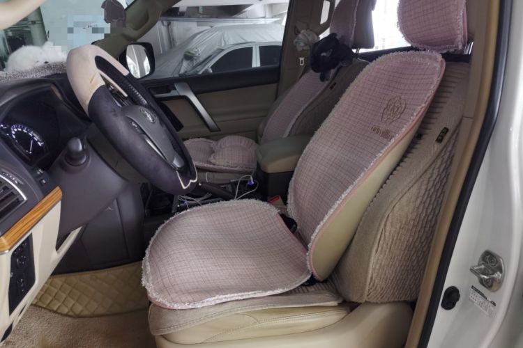 Used Toyota Prado 2019 3.5L Automatic TX-L Deluxe Edition with Rear-Mounted Spare Tire Left Front Seat