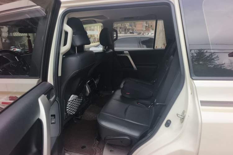 Used Toyota Prado 2019 3.5L Automatic TX-L Deluxe Edition Left Rear Seat
