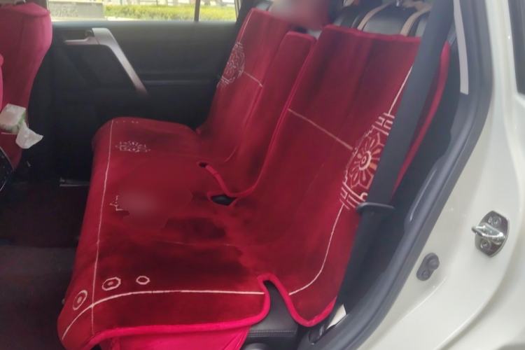 Used Toyota Prado 2019 3.5L Automatic TX-L Deluxe Edition with Rear-Mounted Spare Tire Left Rear Seat