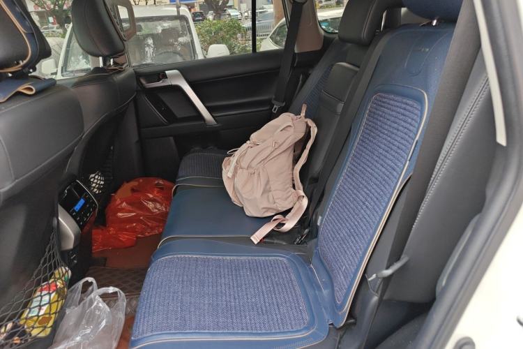 Used Toyota Prado 2019 3.5L Automatic TX-L Deluxe Edition with Rear-Mounted Spare Tire Left Rear Seat