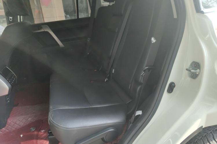 Used Toyota Prado 2019 3.5L Automatic TX-L Deluxe Edition with Rear-Mounted Spare Tire Left Rear Seat