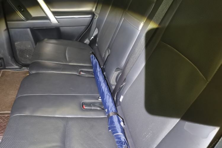 Used Toyota Prado 2019 3.5L Automatic TX-L Deluxe Edition with Rear-Mounted Spare Tire Left Rear Seat