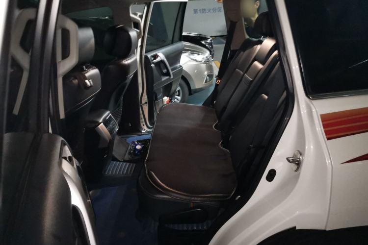 Used Toyota Prado 2019 3.5L Automatic TX-L Deluxe Edition with Rear-Mounted Spare Tire Left Rear Seat