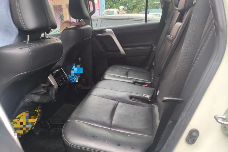 Used Toyota Prado 2019 3.5L Automatic TX-L Deluxe Edition with Rear-Mounted Spare Tire Left Rear Seat