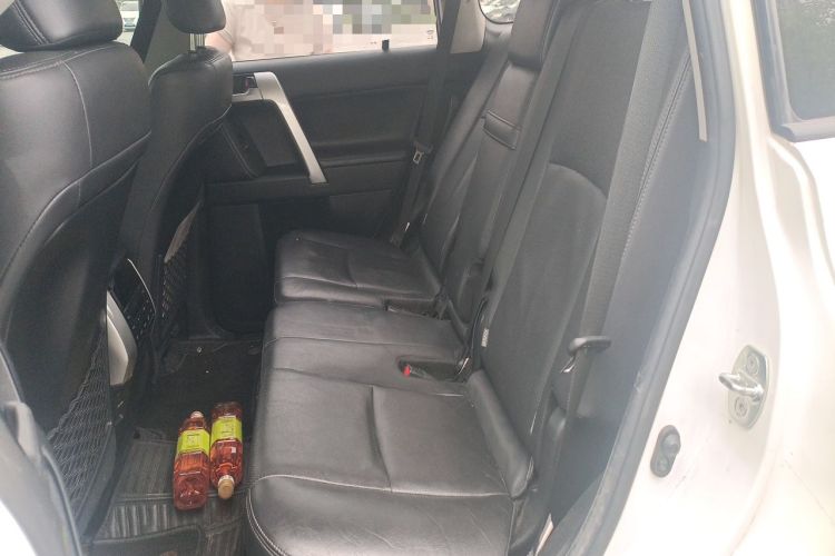 Used Toyota Prado 2019 3.5L Automatic TX-L Deluxe Edition with Rear-Mounted Spare Tire Left Rear Seat