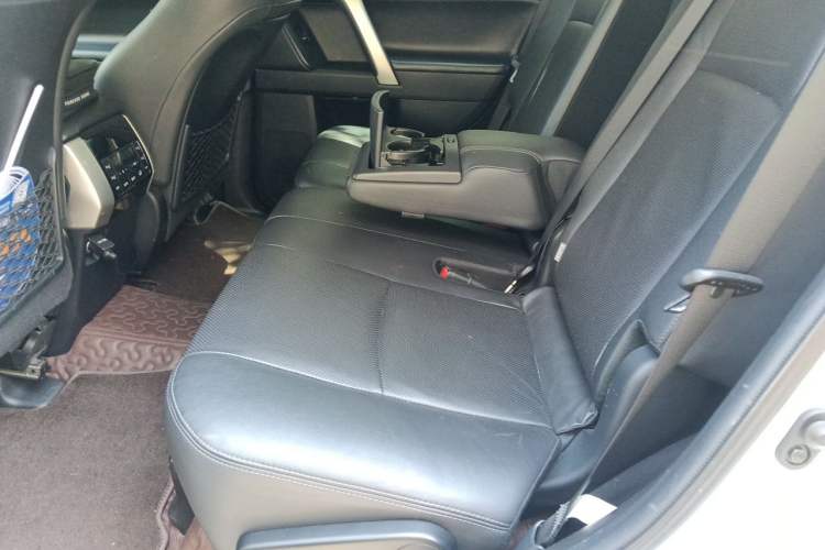 Used Toyota Prado 2019 3.5L Automatic TX-L Deluxe Edition Left Rear Seat