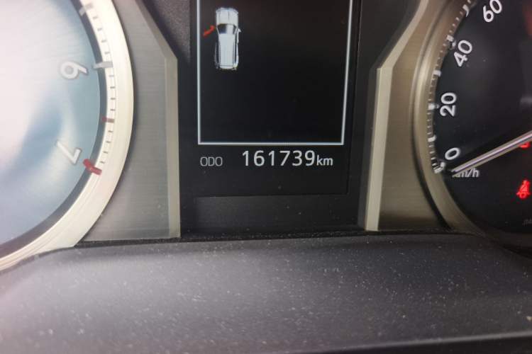 Used Toyota Prado 2019 3.5L Automatic TX-L Deluxe Edition Odometer Close Up