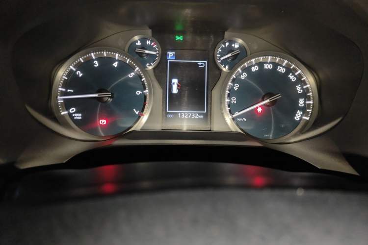 Used Toyota Prado 2019 3.5L Automatic TX-L Deluxe Edition with Rear-Mounted Spare Tire Odometer Close Up
