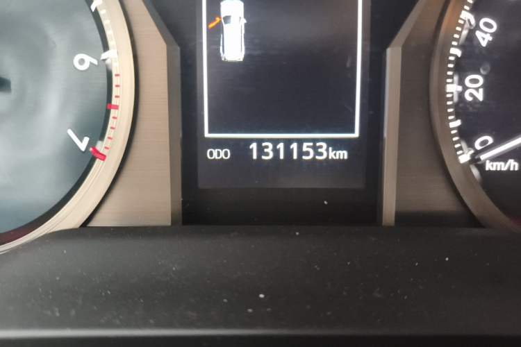 Used Toyota Prado 2019 3.5L Automatic TX-L Deluxe Edition Odometer Close Up