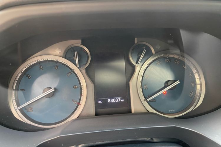 Used Toyota Prado 2019 3.5L Automatic TX-L Deluxe Edition Odometer Close Up